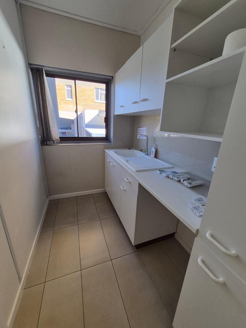 To Let Commercial Property for Rent in Claremont Western Cape
